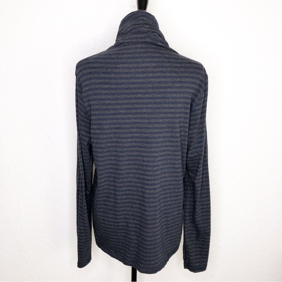 Cabi Odyssey gray navy stripe turtleneck knit tunic top size Extra Large XL 3225 - Picture 15 of 16